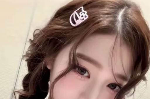 网红韦雪怒怼三姐提问直言活不起了过往情史被扒引争议