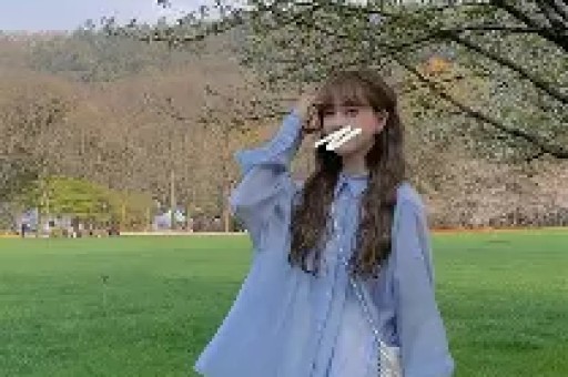 网红“迅猛龙特蕾莎”会员直播引热议因操作失误公开回应真相！